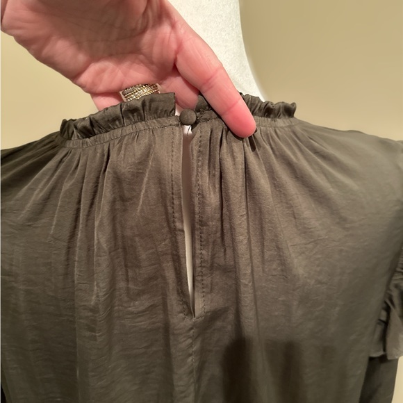 Boutique brand silky shirt, size M - Picture 4 of 6